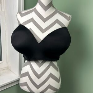 Cacique black strapless bra 44H